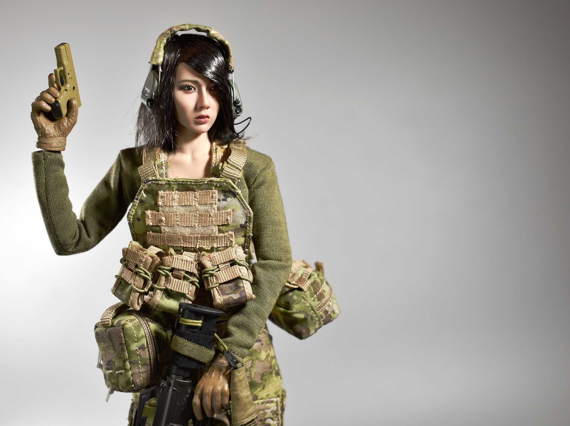 Random DIY Female Soldiers