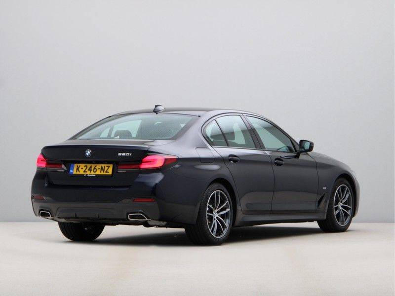 BMW 5 Serie 520i High Exe M-Sport Aut. afbeelding 9