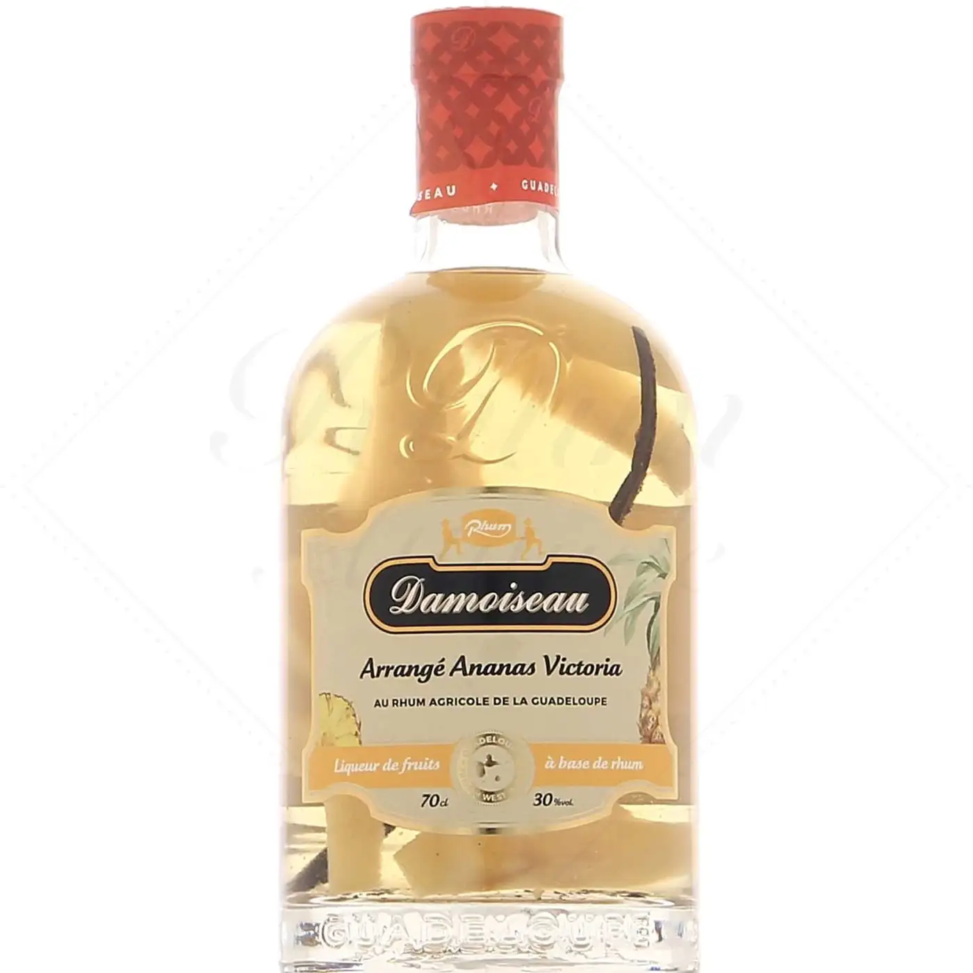 Image of the front of the bottle of the rum Les Arrangés Ananas Victoria