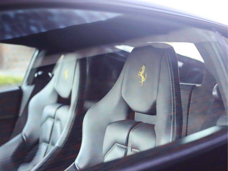 Ferrari 458 4.5 V8 Italia *Carbon seats*LED stuur*Perfecte staat!* afbeelding 17