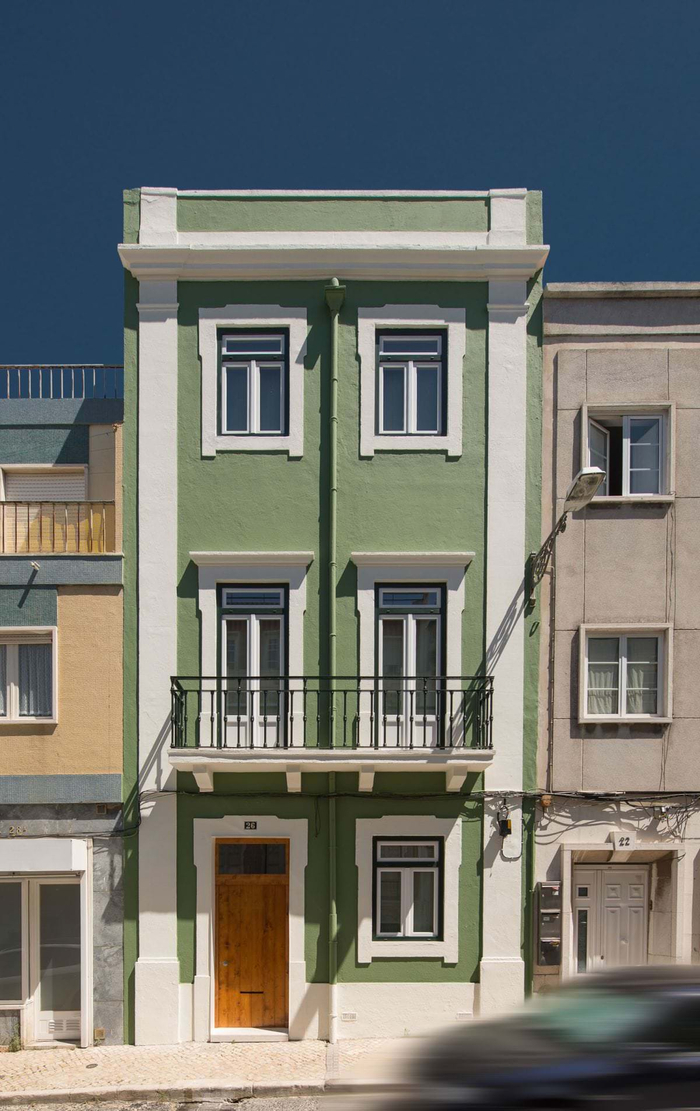 Where to buy a house in Portugal?