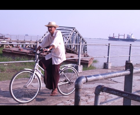 Burma Yangon River 19