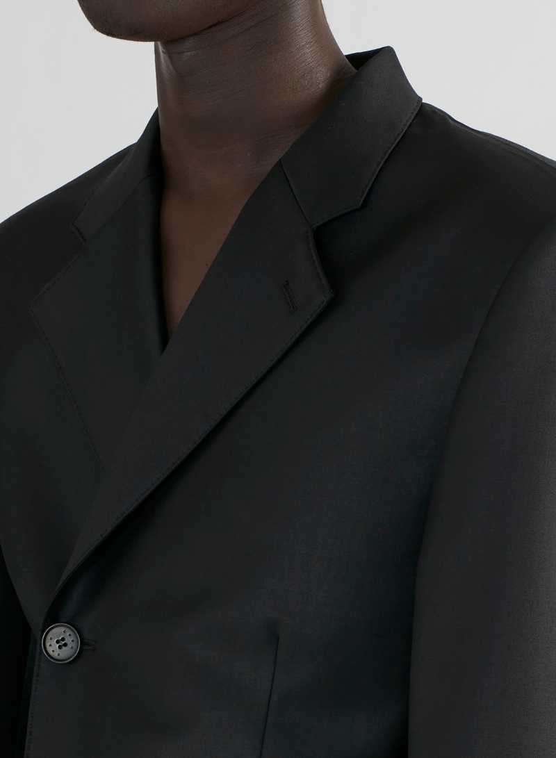 Perin Soft Tailoring Wool Black, detail view II. GmbH AW22 collection.