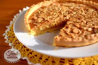 Almond pie