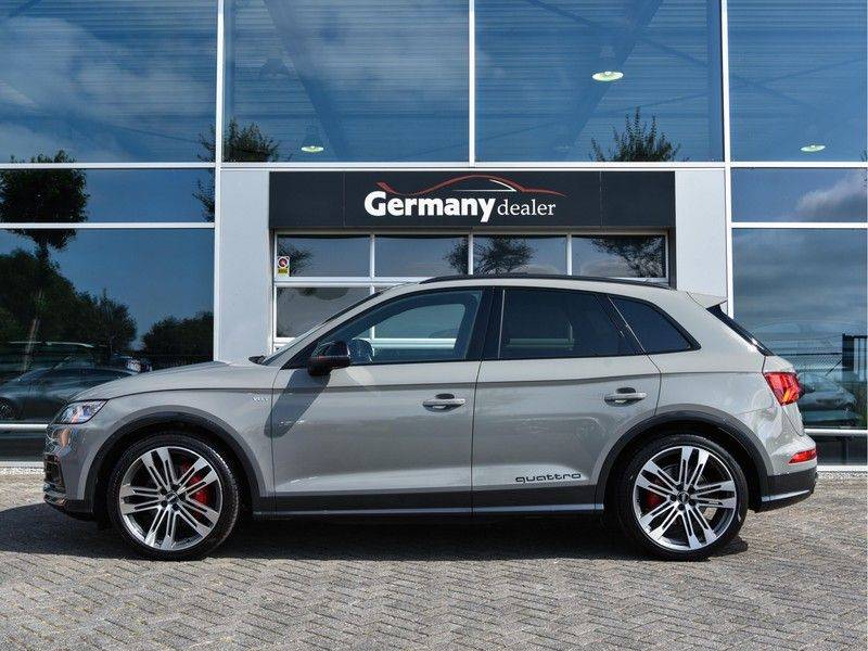 Audi SQ5 3.0TFSI 354pk Quattro Black Optic Lucht HUD Standk B&O Pano Ruitleder Tr.Haak ACC VOL! afbeelding 7