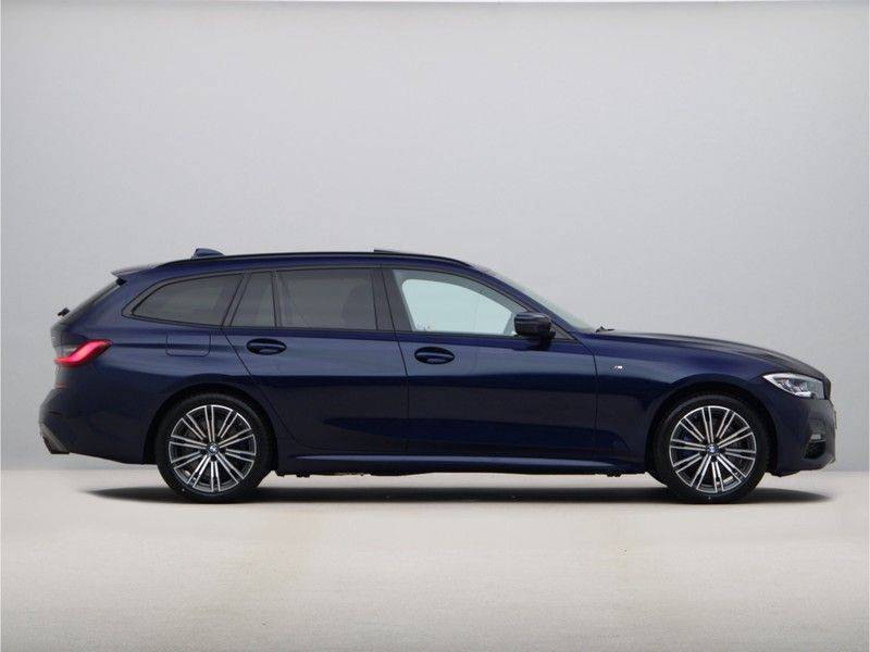 BMW 3 Serie Touring 330e xDrive High Executive M-Sport Automaat afbeelding 8