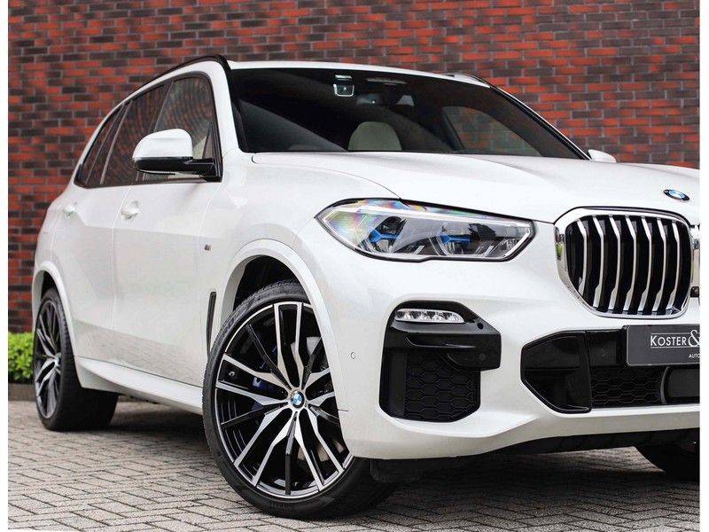 BMW X5 xDrive45e High Executive *Luchtvering*HUD*Pano*Laser*Harman/kardon* afbeelding 2