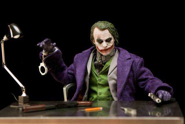 Hot Toys DX11 The Joker Again