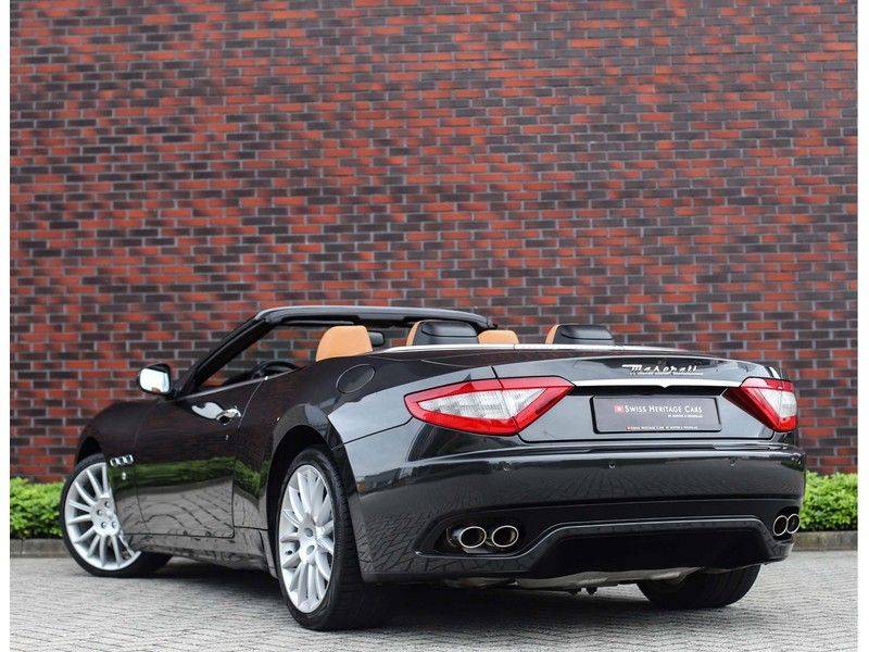 Maserati GranCabrio 4.7S *Grigio Maratta*Bose*Nieuwstaat!* afbeelding 3