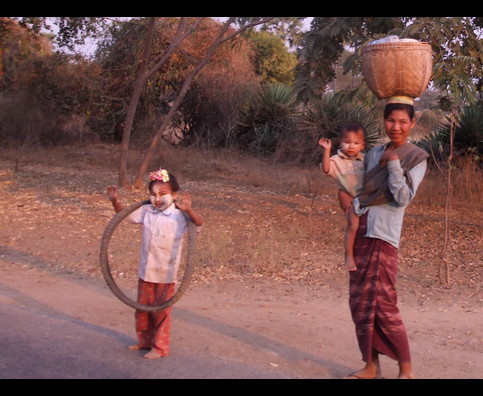 Burma Bagan People 9