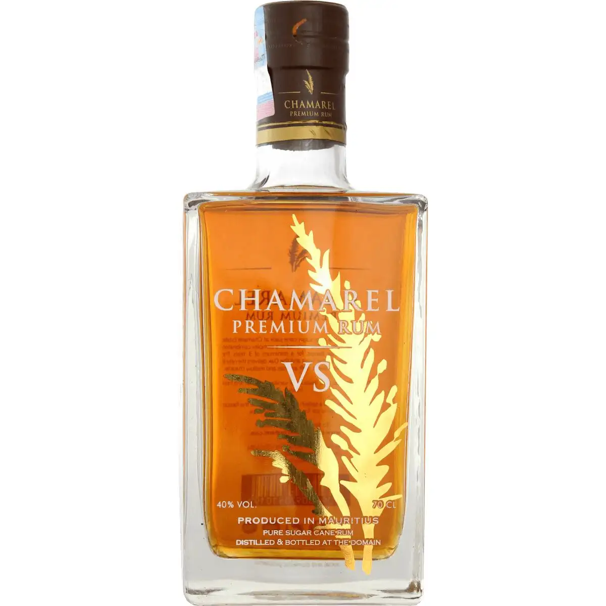 Image of the front of the bottle of the rum VS