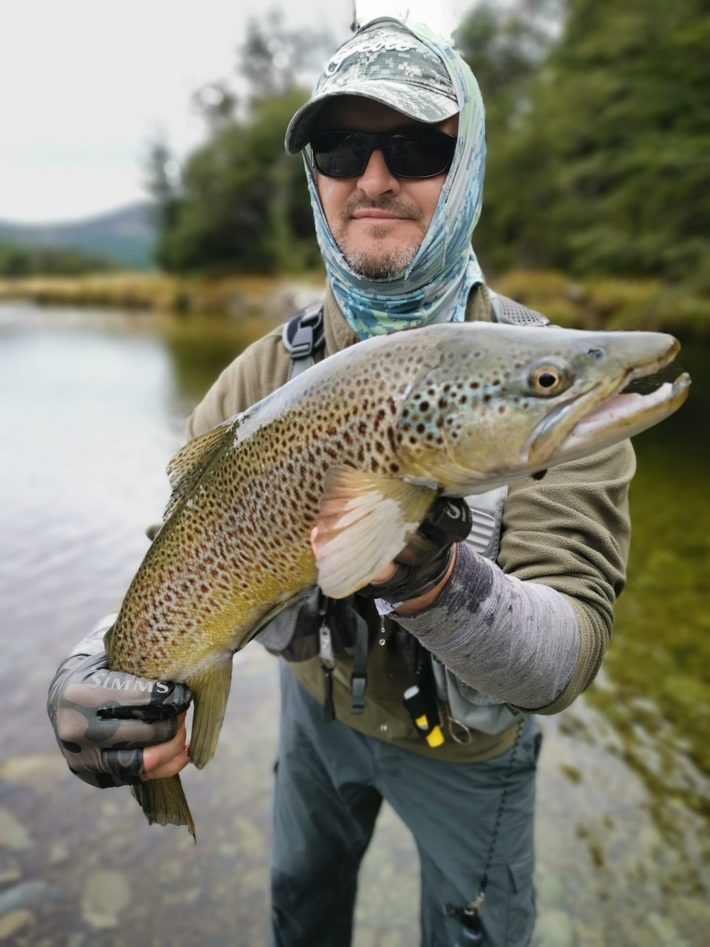 Mataura river fly fishing guide Lloyd Smith Fly Fishing, Gore NZ