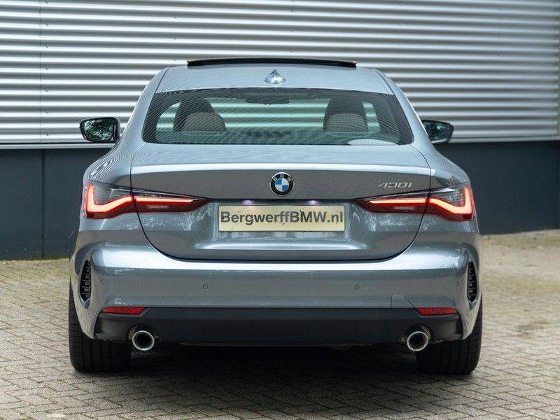 BMW 4 Serie Coupé 430i High Executive - Dak - Camera - Harman Kardon afbeelding 6