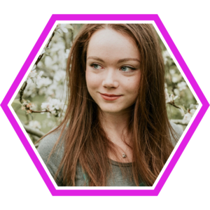 Rebecca Broad headshot