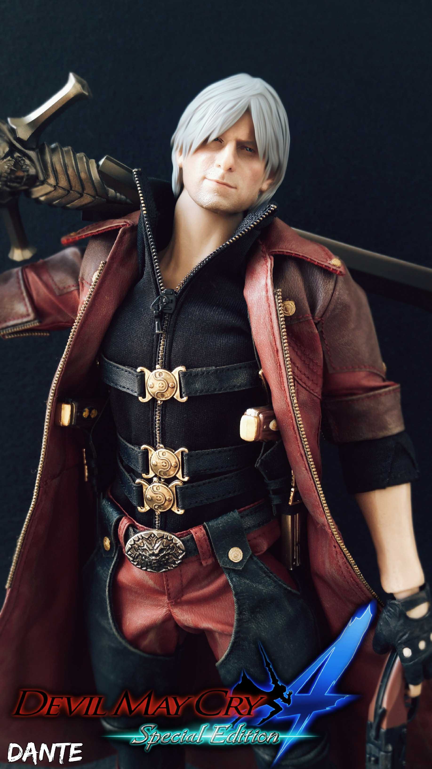 Devil May Cry Dante 1/6 Scale Figure Collections Show