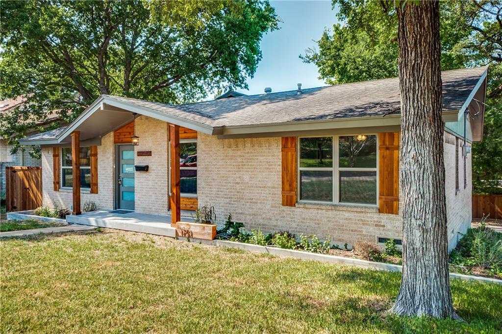 home showcase for east dallas house on a greenbelt
