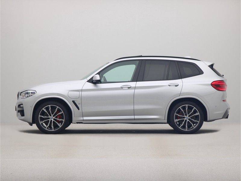 BMW X3 xDrive 30e High Executive M-Sport Automaat afbeelding 12