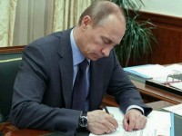 In 2000, Vladimir Putin signed the law reinstating the melody of Stalin's national anthem. Russia's leading cultural ﬁgures issued a statement warning the president that "millions of our fellow citizens...will never respect an anthem that...insults the memory of the victims of Soviet political repression.
