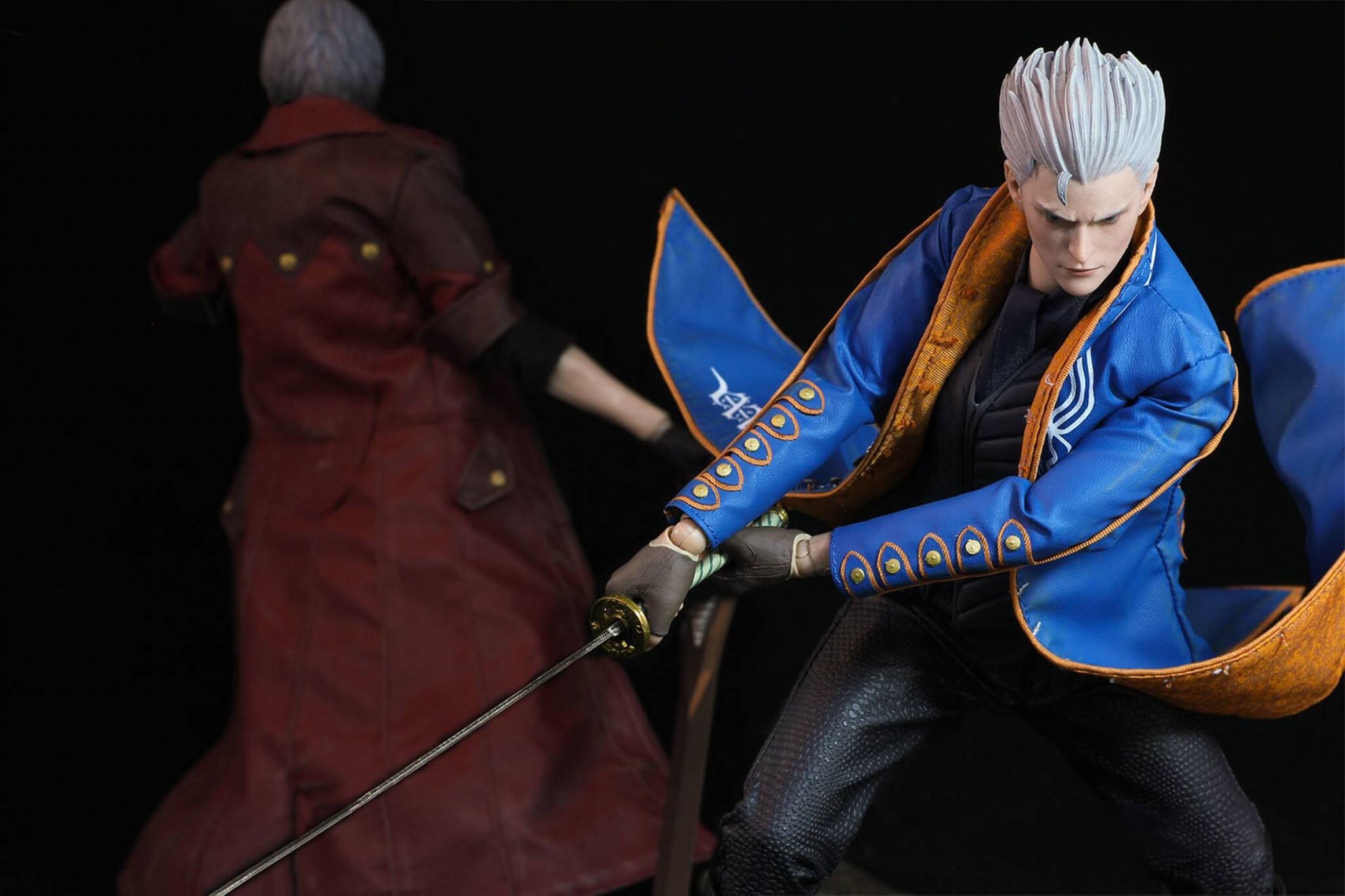 Is Vergil Stronger Than Dante? Just Fight!