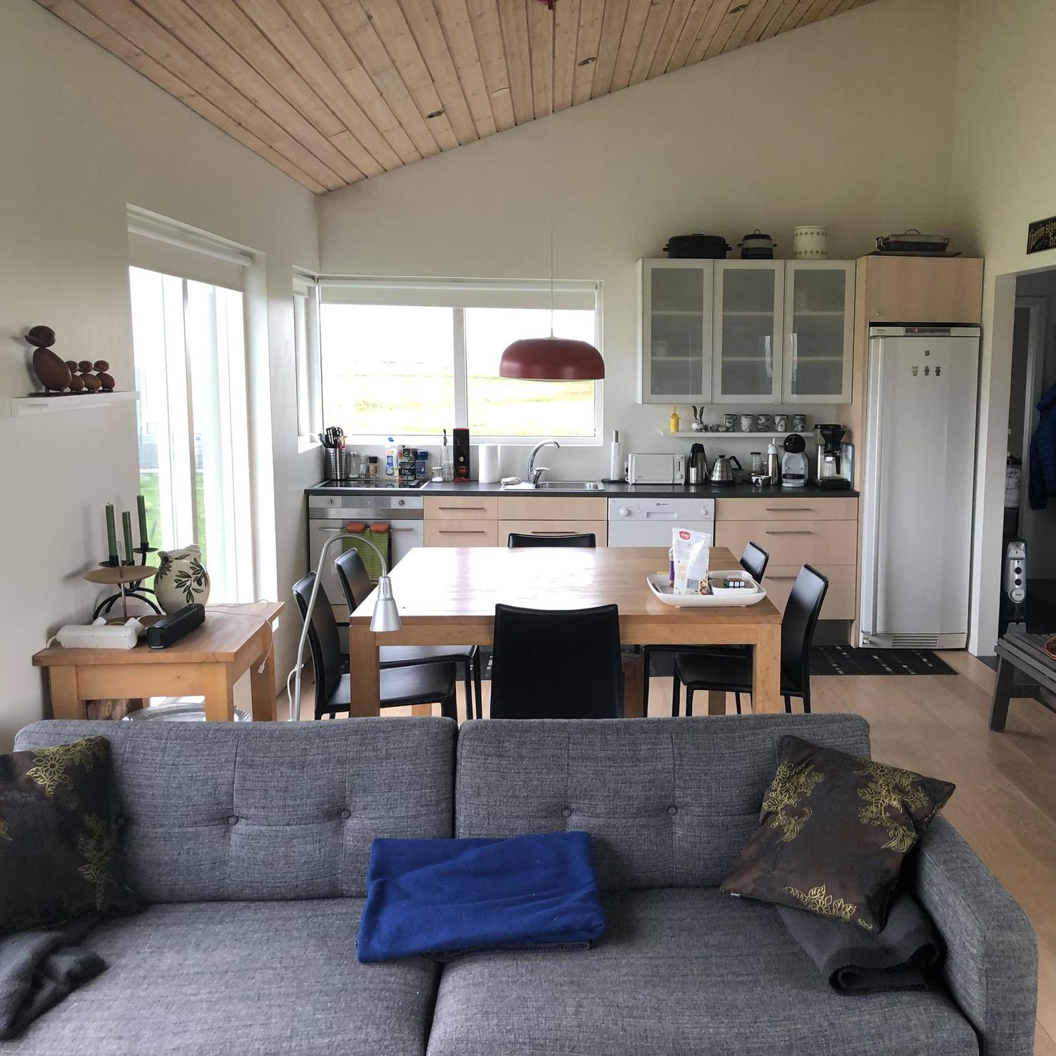 Open living room kitchen area