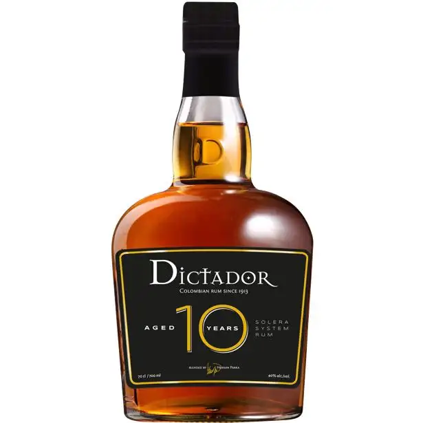 Image of the front of the bottle of the rum Dictador 10 Years