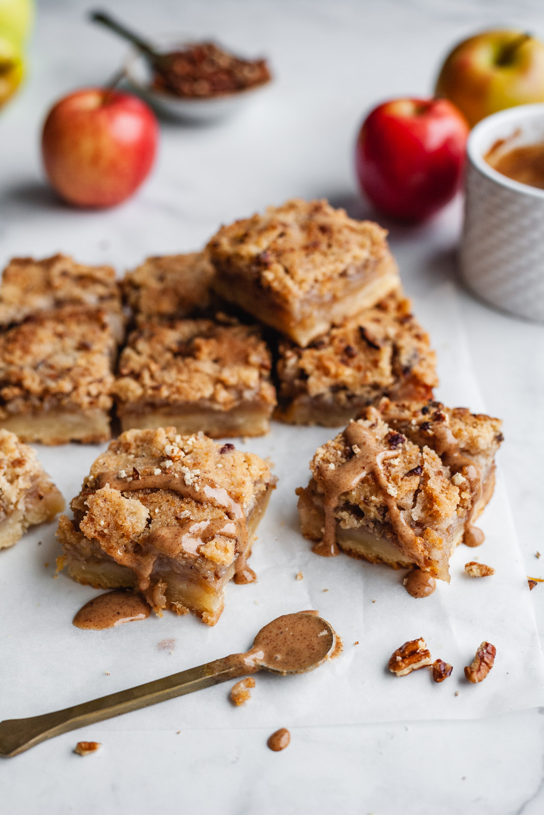 Apple Kuchen Bars With A Spiced Salted Pecan Caramel | Olive & Mango