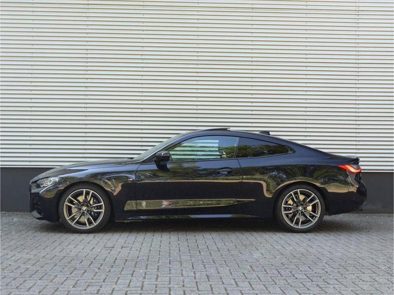 BMW 4 Serie Coupé M440i xDrive - High Executive - Dak - ACC - Harman Kardon afbeelding 7