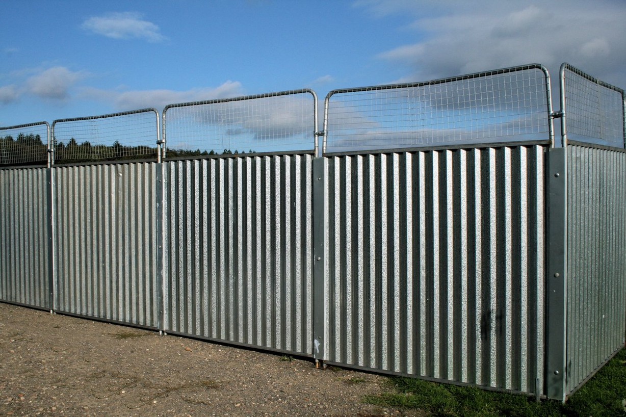 Construction Site Security Fencing An Ultimate Guide Safesite