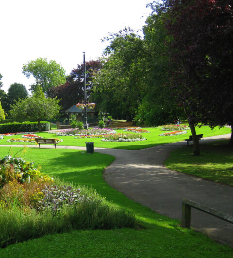 Pudsey Park - Discover Leeds