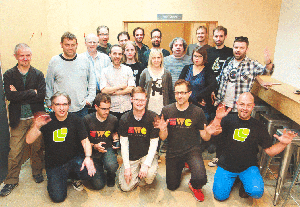 Photo of the IndieWebCamp Brighton 2016's attendees by Julie Anne Noying CC-BY/Flickr.