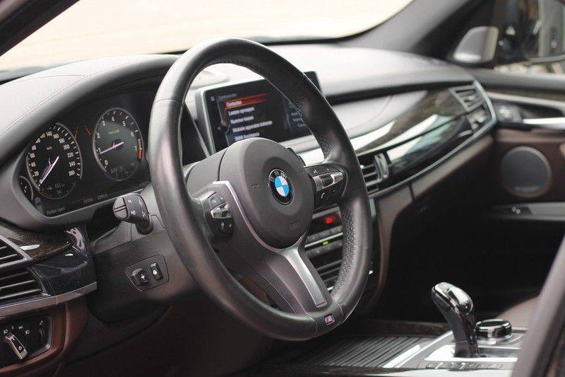 BMW X5 xDrive50i High Executive Pan.dak, Surr. view afbeelding 3