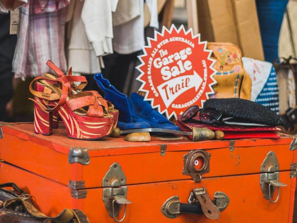 Trail Tutorials How to host (and style) your garage sale 2021 UpNext
