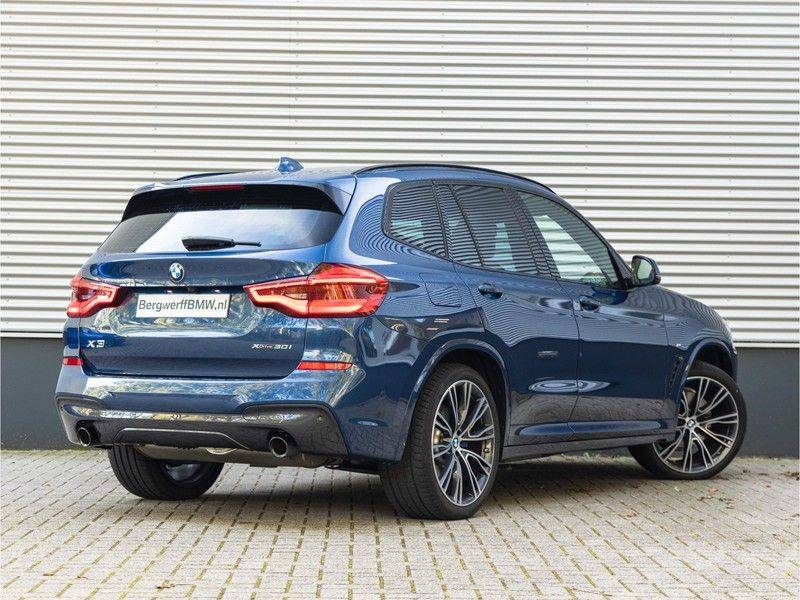 BMW X3 xDrive30i High Executive - M-sport - Memoryzetel - Trekhaak - Standkachel - Driving Ass Plus afbeelding 2