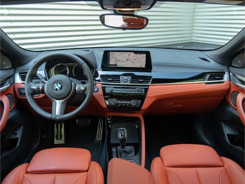 BMW X2 sDrive20i M-Sport - Panorama - Harman Kardon - DAB - Head-up afbeelding 12