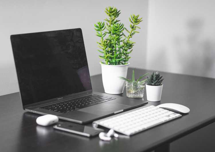 The Best Time to Buy Electronics (2023) BTTB