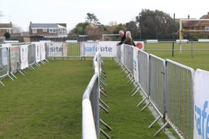 pedestrian barriers before football game