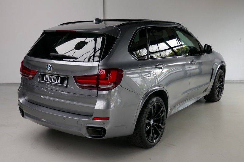 BMW X5 M50d B&O - Panoramadak afbeelding 5