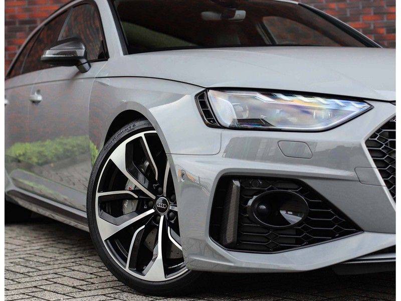 Audi RS4 Avant 2.9 TFSI *Carbon*Keramisch*HUD*B&O* afbeelding 2