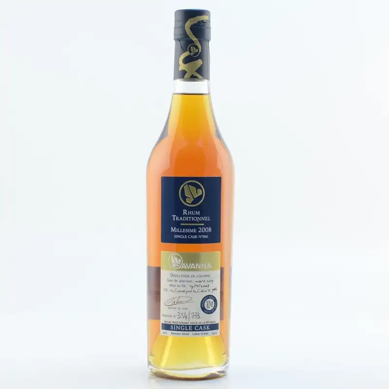 Image of the front of the bottle of the rum Traditionnel - Single Cask