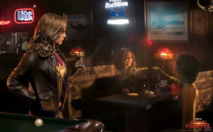 Hot Toys Captain Marvel 1/6 Action Figure