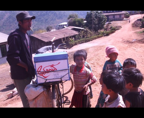 Burma Children 16