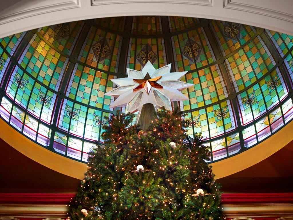 The QVB Christmas tree 2021 UpNext