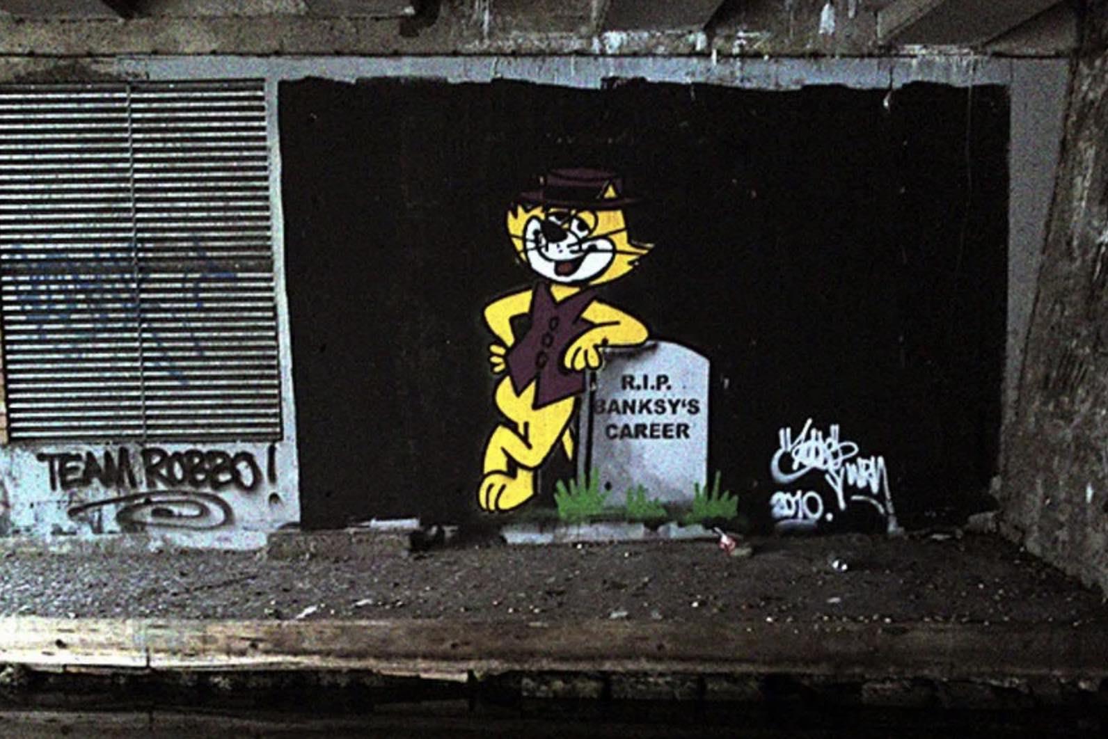 Street art by King Robbo on the Regent&rsquo;s Canal, London