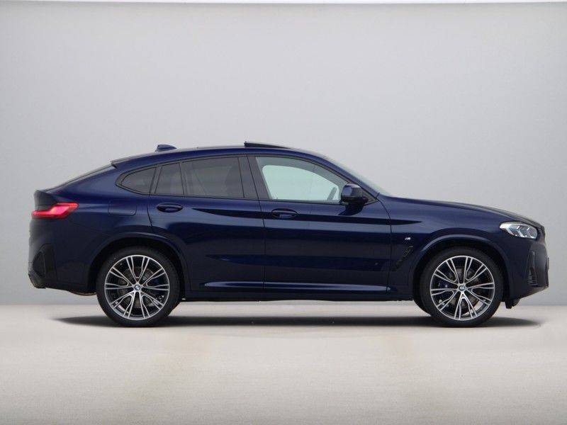 BMW X4 xDrive20i High Executive . afbeelding 8