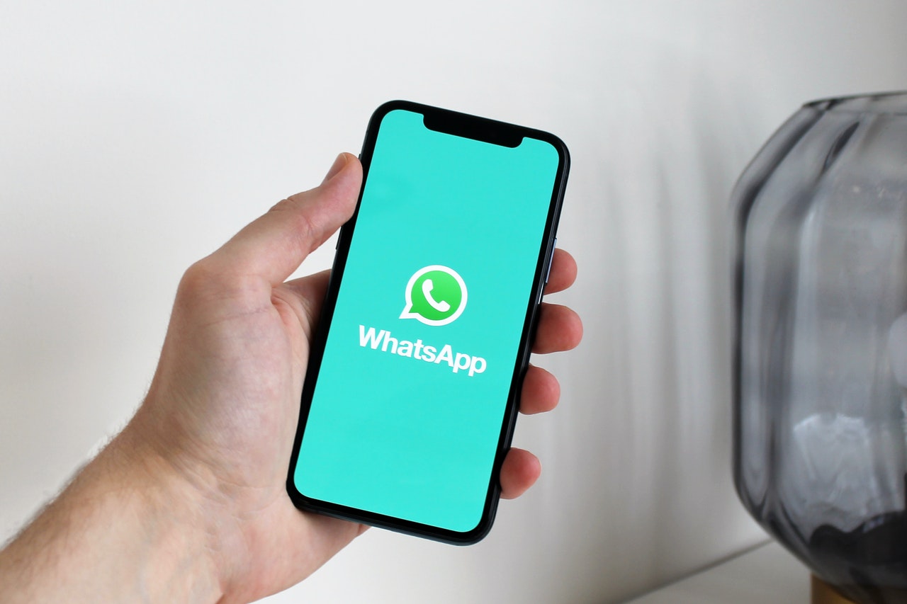 Whatsapp web kini bisa digunakan tanpa tersambung ke smartphone https://d33wubrfki0l68.cloudfront.net/6c67e820a472b98846e4ccf54b795d0840b990b3/9d80a/media/2022/01/whatsapp.jpg