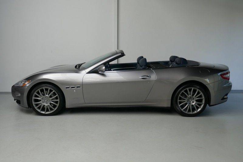 Maserati GranCabrio 4.7 afbeelding 16