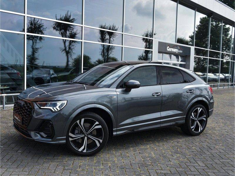 Audi Q3 Sportback 45TFSI 230pk Quattro S-Line Black Optic Pano M-LED Virtual 20-Inch Keyless DAB Stoelverwarming afbeelding 1