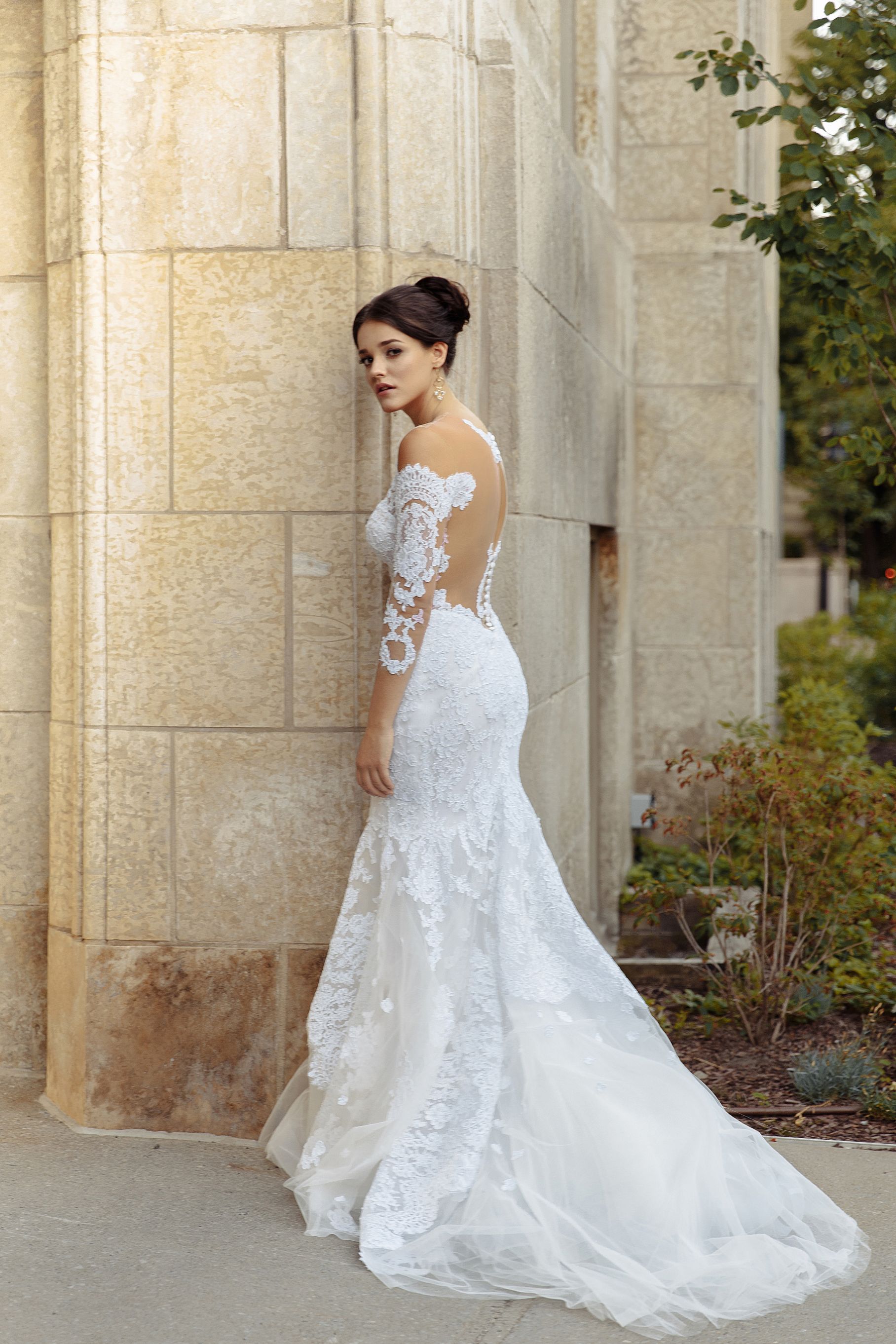 Lilia Haute Couture Custom Made Wedding Gowns Boutique in Montreal