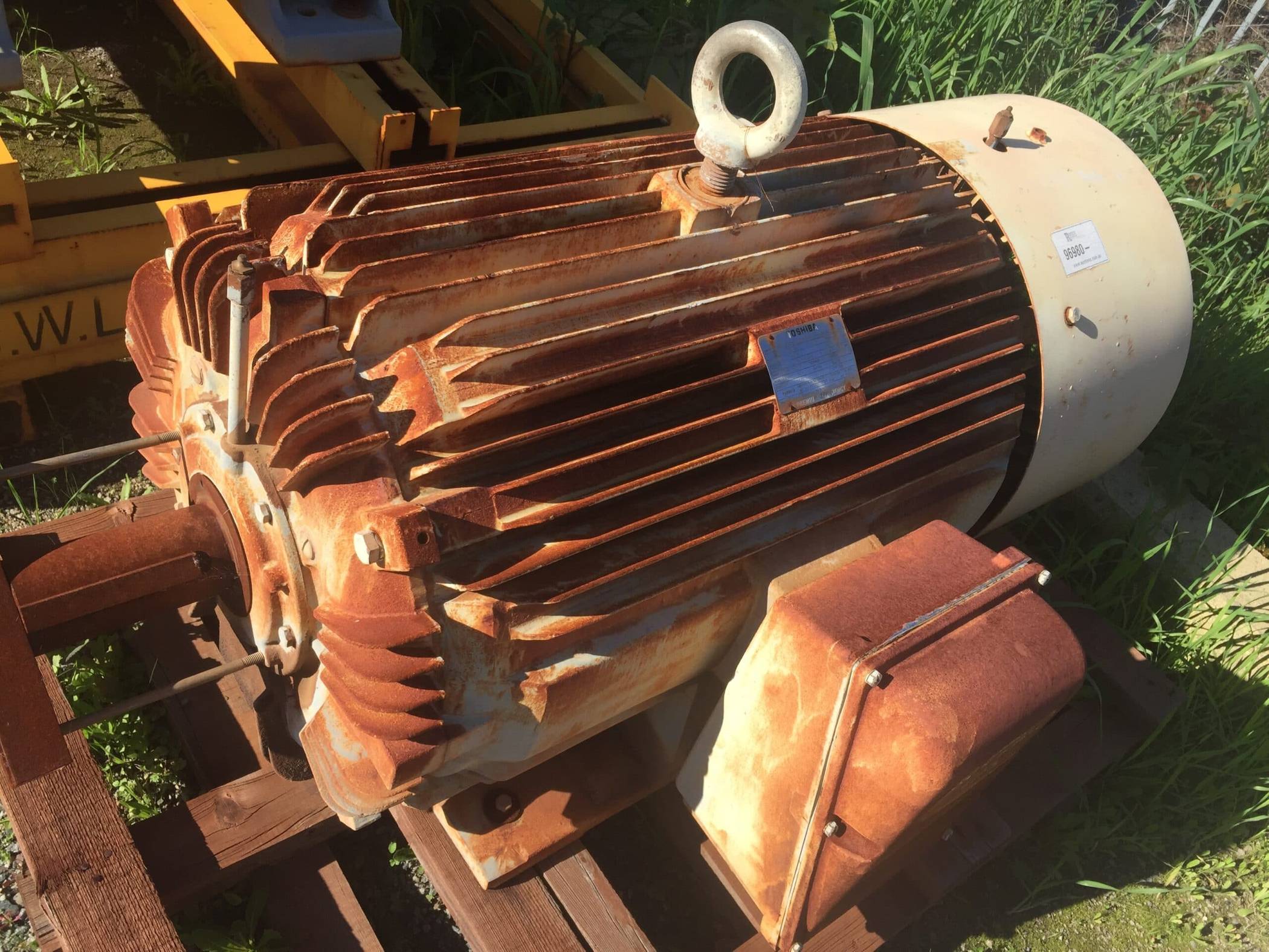Toshiba 110KW Electric Motor MACA LIMITED
