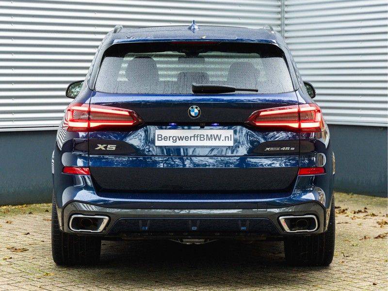 BMW X5 xDrive45e M-Sport - Panorama - Harman Kardon - Camera afbeelding 6